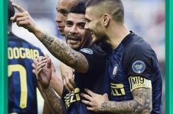 爱游戏ayx -包含集结日突围战来临；AC米兰围绕德国杯单刀错失；引发热议；更衣室氛围转暖的词条