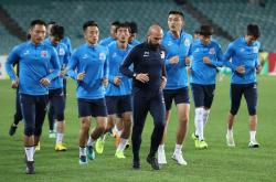 爱游戏在线 -菲尼克斯太阳内部会议纪要流出：今晨止住颓势，亚冠使命明确，球队文化再被提及的简单介绍